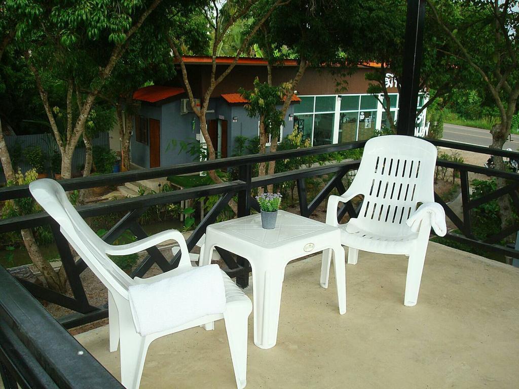 Meephawa Resort Amphava Kültér fotó